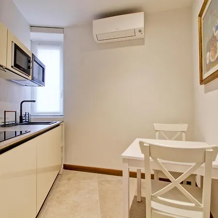 Sirthouse Apartment Rom