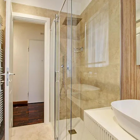 Sirthouse Apartment *