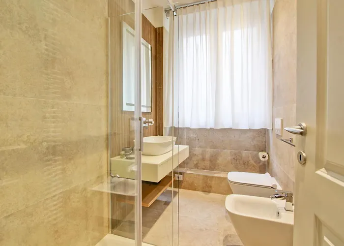 Sirthouse アパート